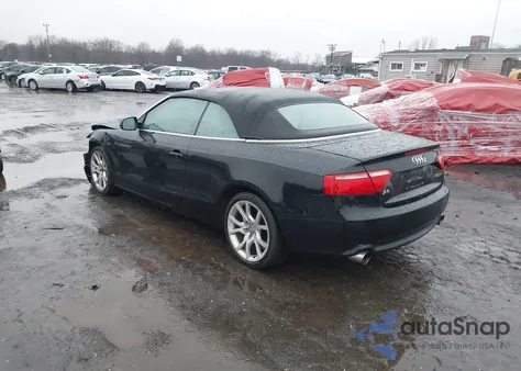 2011 Audi A5 2.0T Premium z USA, uszkodzony, nr VIN WAUAFAFH2BN005743